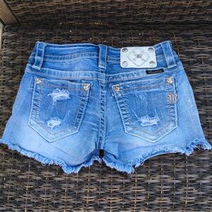 Miss Me Signature Shorts size 25